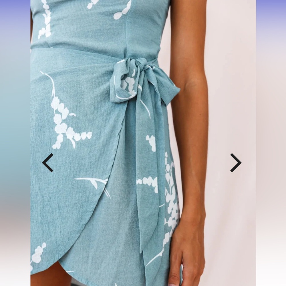 Selfie Leslie Mine Wrapped Dress, Never Worn, Size L - Picture 2 of 4